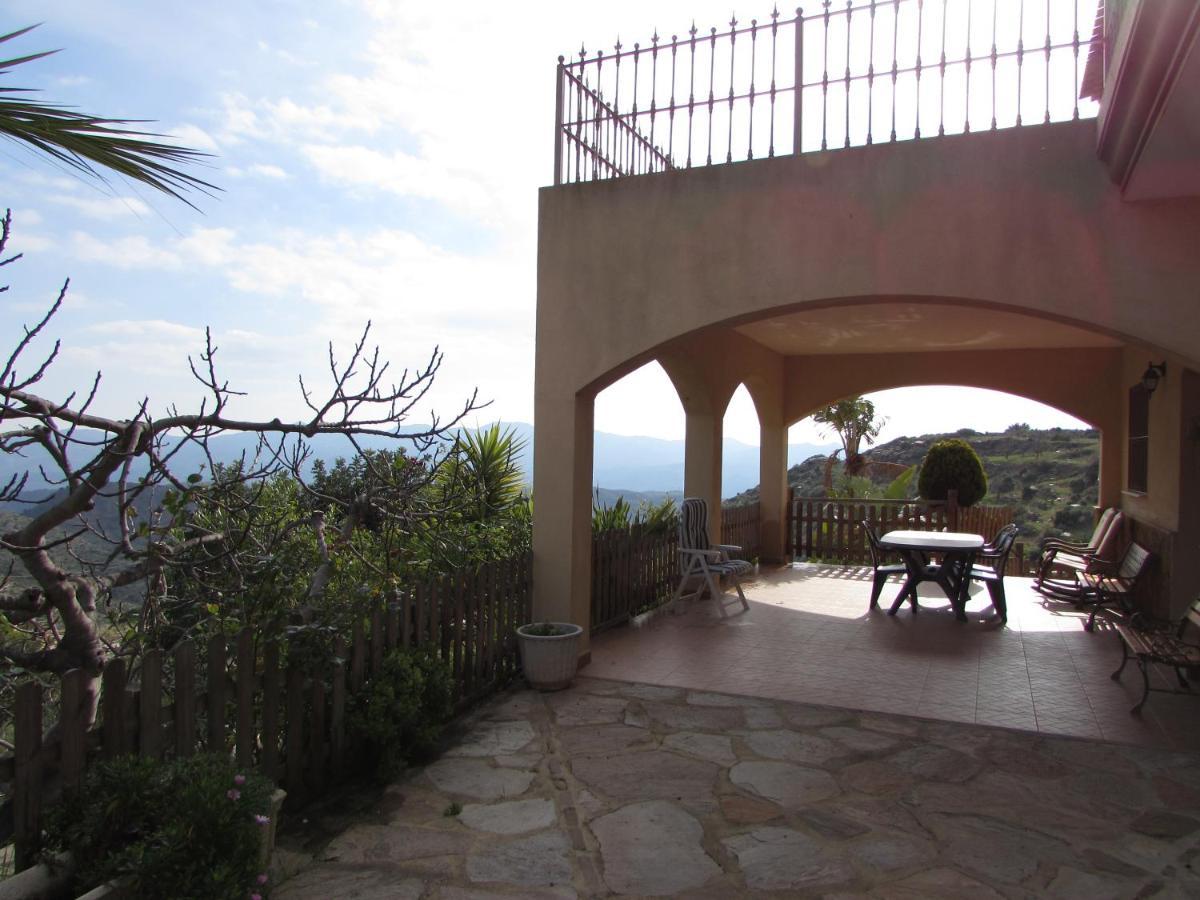Albarico Retreat Vila Bédar Exterior foto